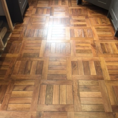 Kardrndean AP31 Russet Oak Parquet