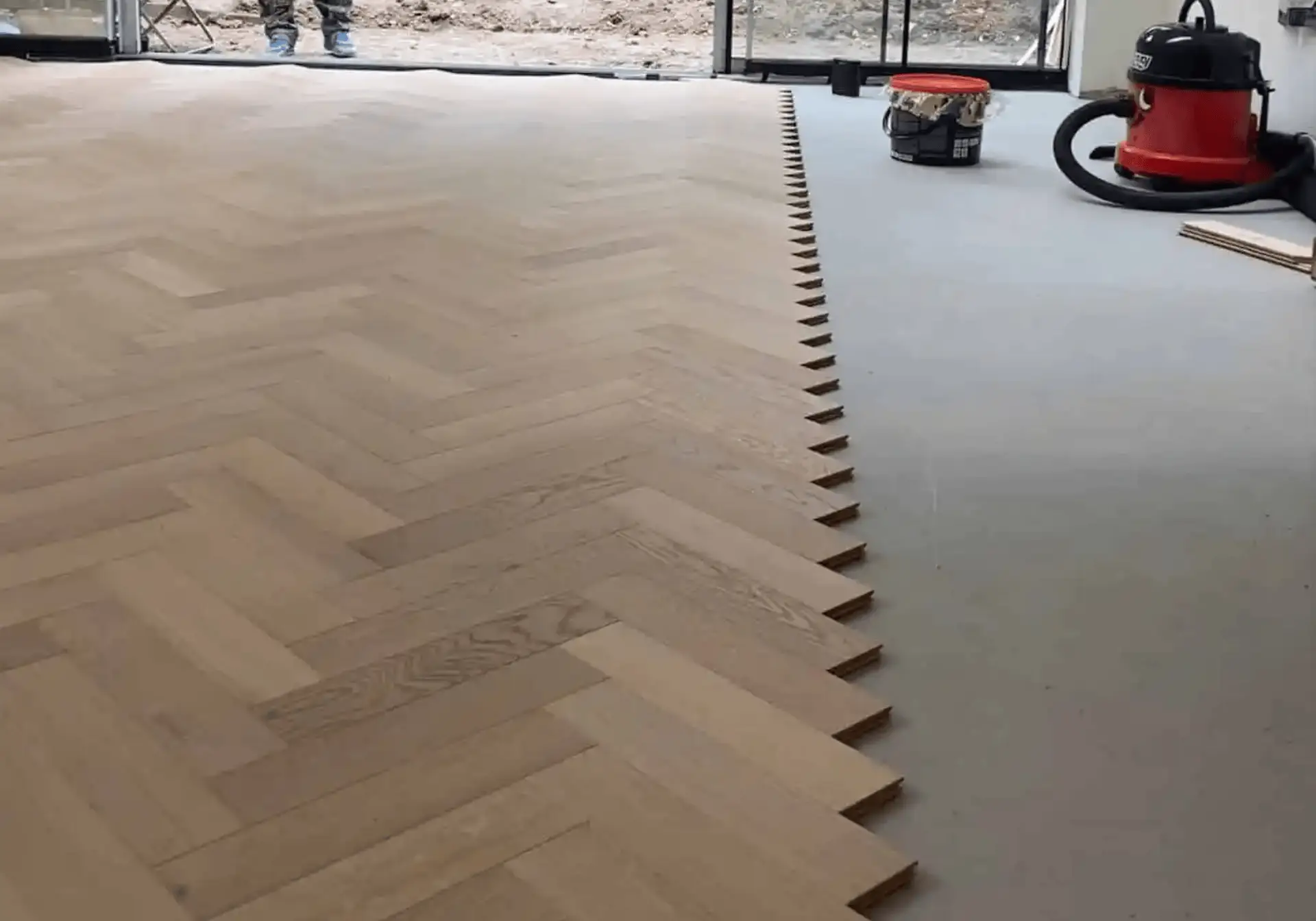 Flooring Fitters & Installers - TB Elliott Flooring