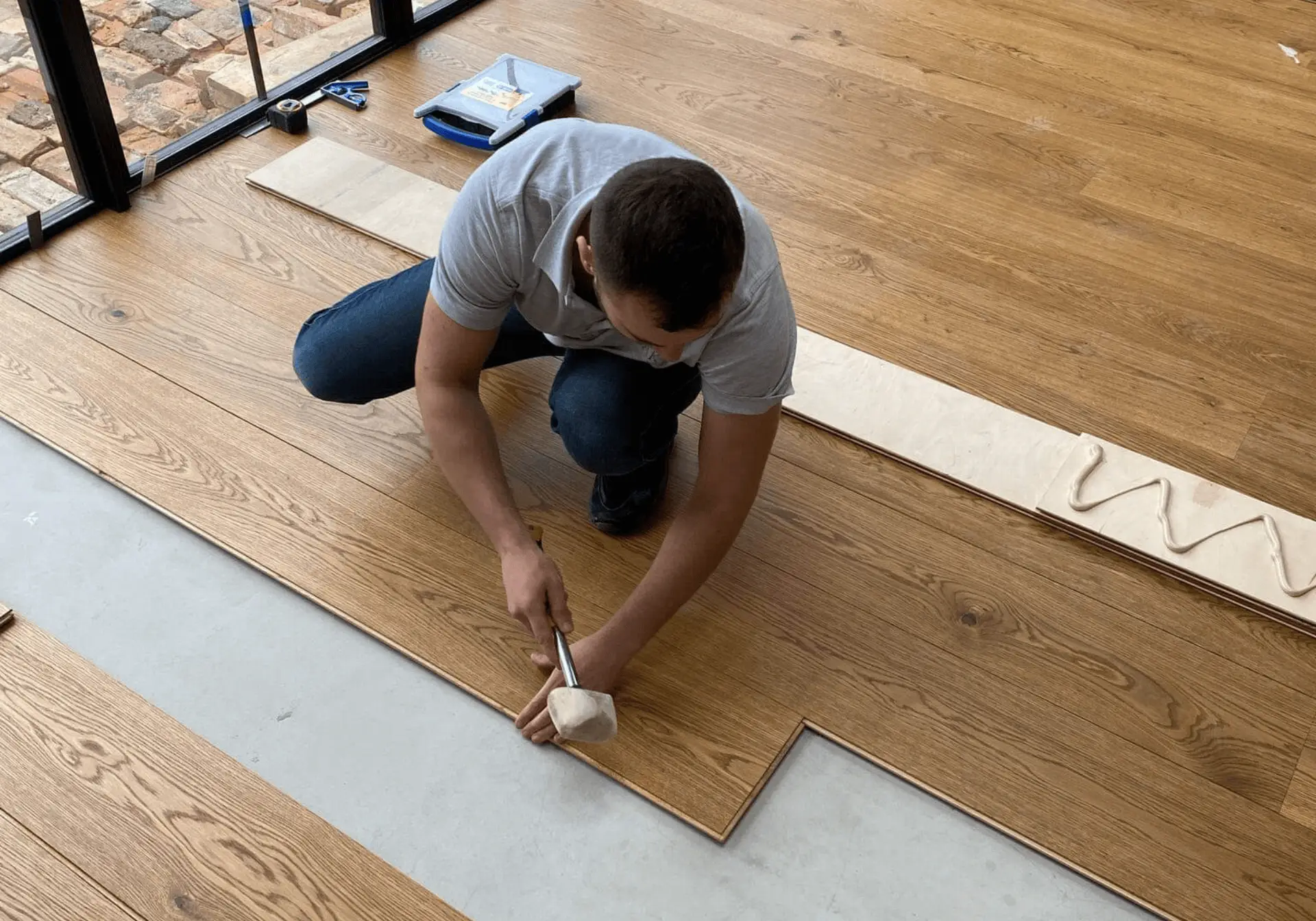 Flooring Fitters & Installers - TB Elliott Flooring